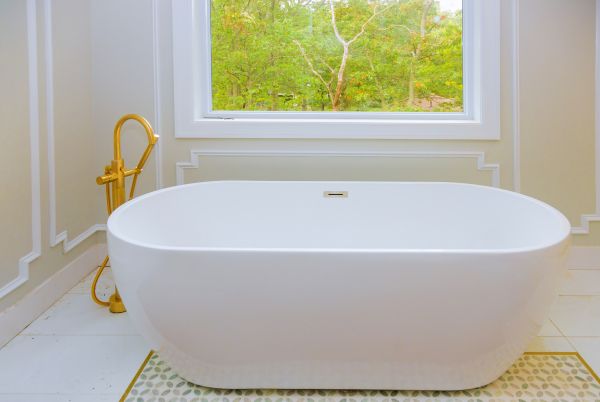 Cost of Tub Renovation Service in Marana